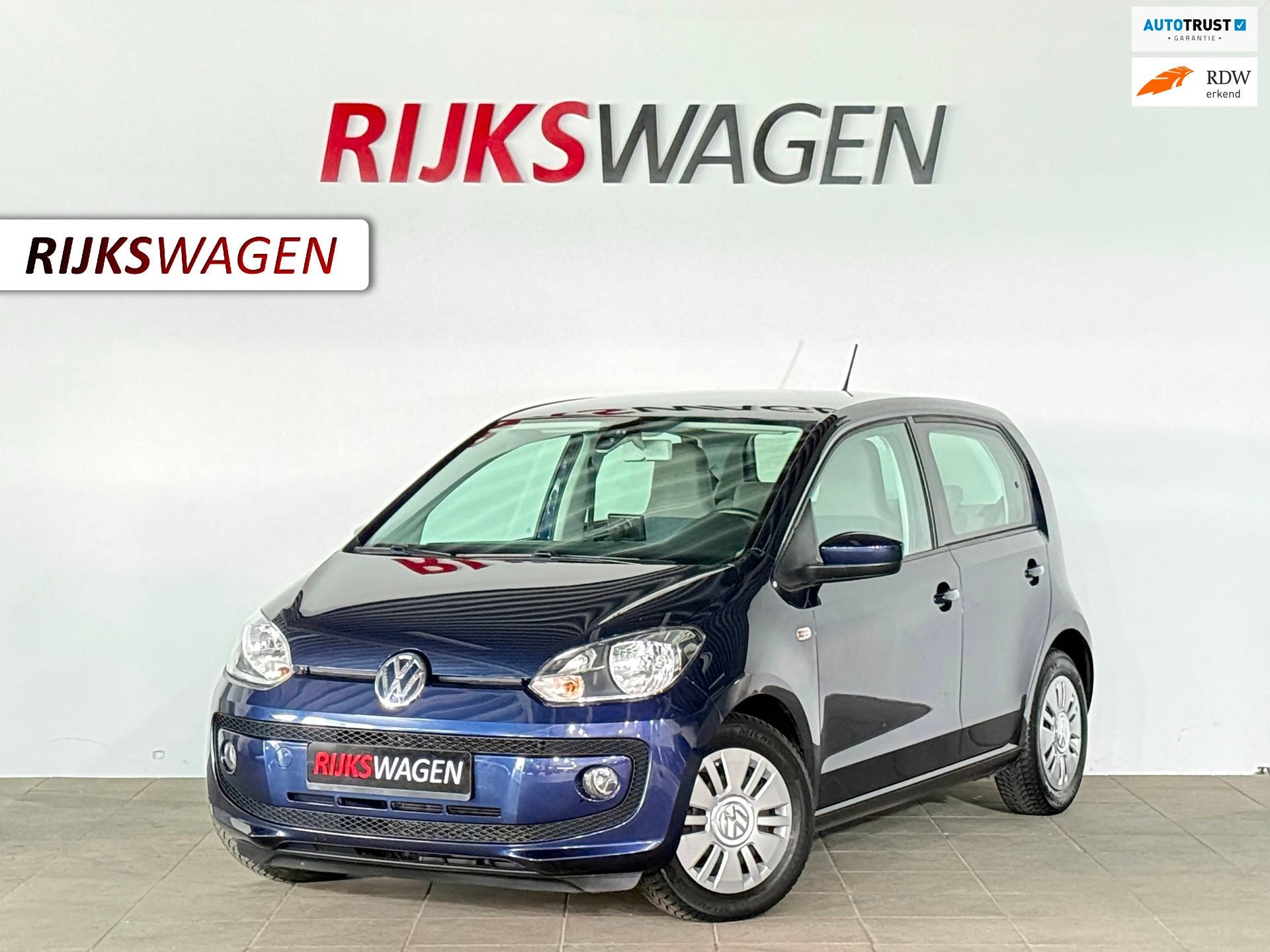 Volkswagen Up! 1.0 move up! BlueMotion Garmin/Stoelverwarmin, Auto's, Voorwielaandrijving, Dealer onderhouden, Stof, Handgeschakeld