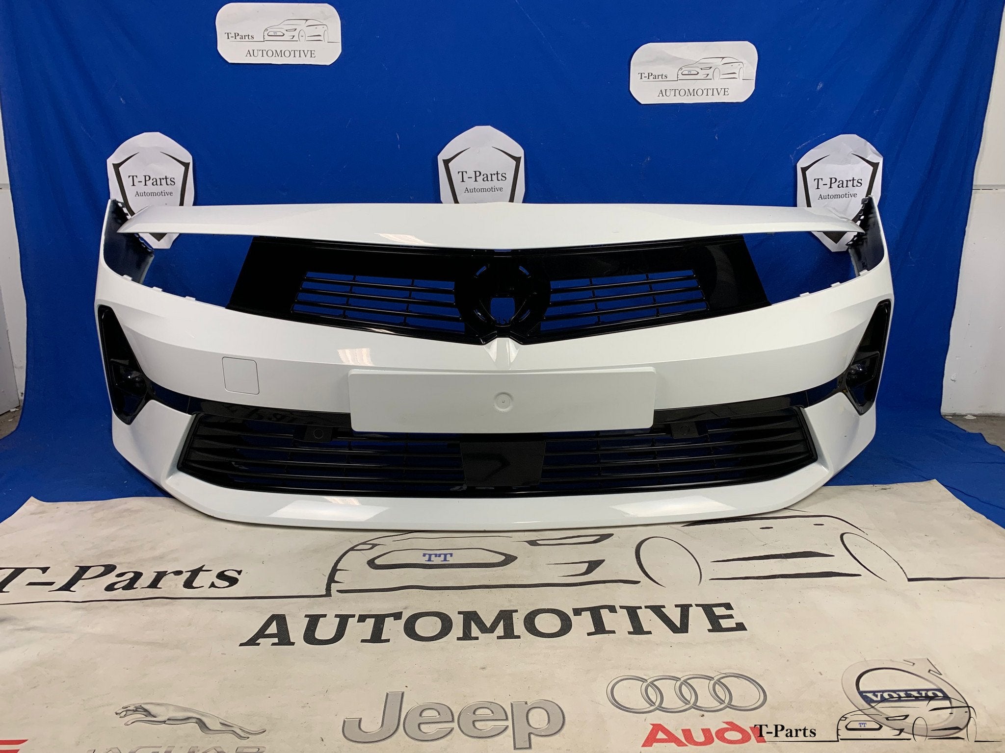 Opel astra L GS line 2022+ voorbumper bumper grille gril roo, Info@fabrikant.eu, Fabrikant BV, Opel, Nieuw