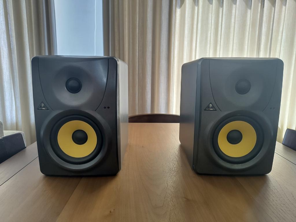 Behringer Truth B1030A studiomonitoren (set van 2), Audio, Tv en Foto, Luidsprekers, Gebruikt, Front, Rear of Stereo speakers