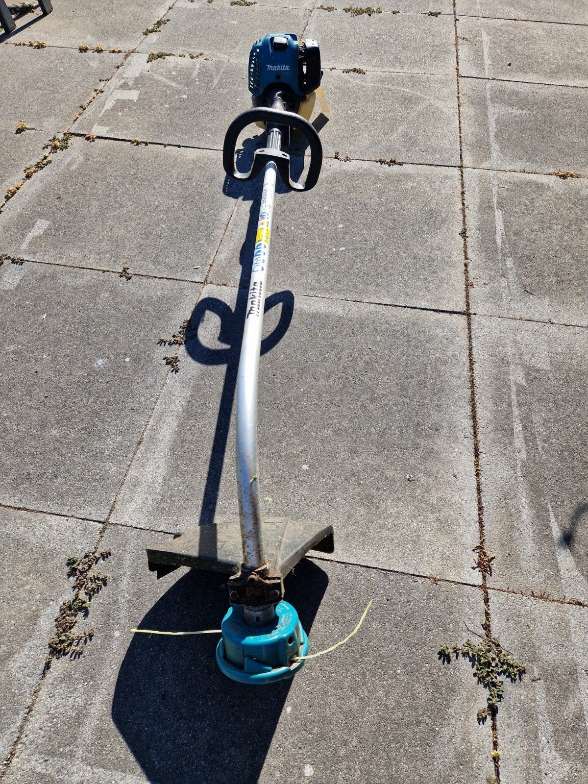 Makita ER2650LH Benzine Bosmaaier, Tuin en Terras, Grastrimmers, Ophalen, Benzine, Zo goed als nieuw, Makita