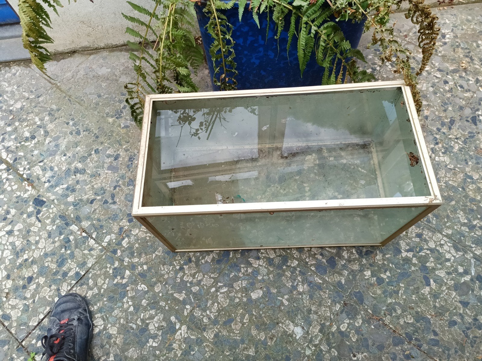3 aquariums 1 water dicht 2 niet getest., Ophalen, Leeg aquarium