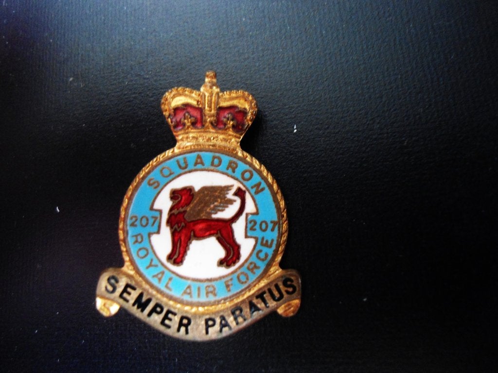 Speld 207 Squadron RAF, Ophalen, Luchtmacht, Engeland, Embleem of Badge