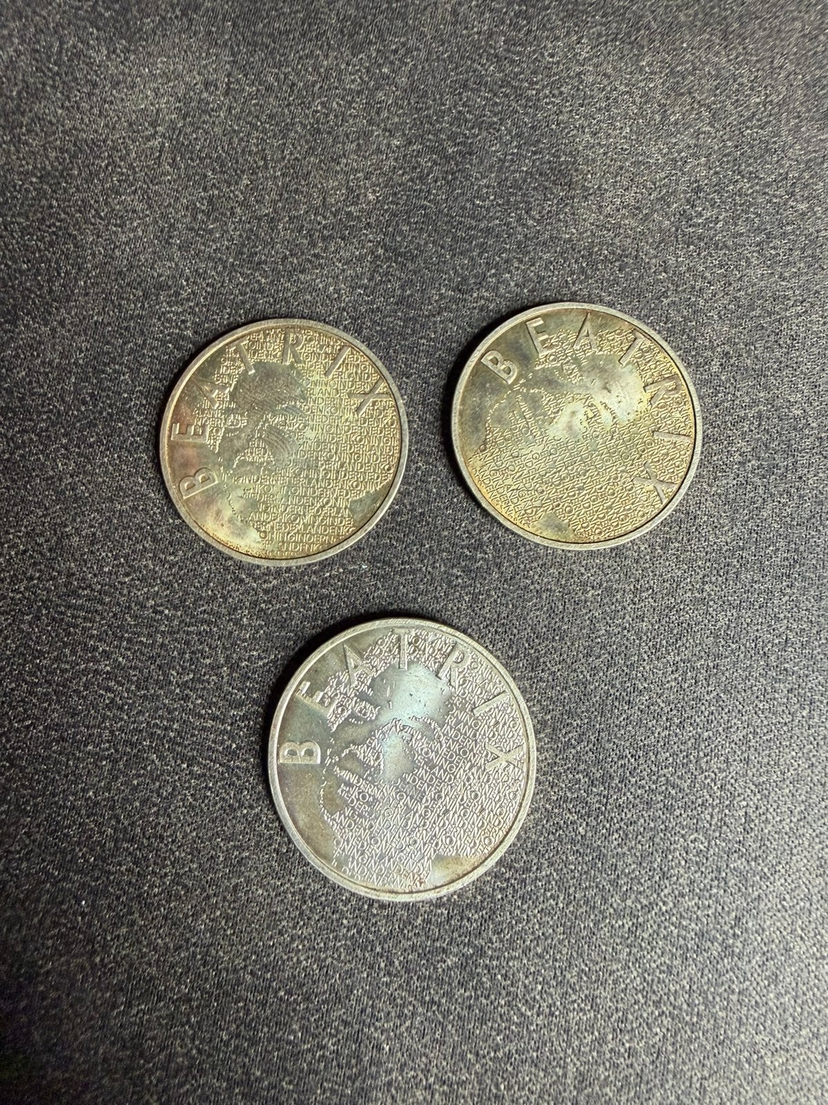 Beatrix en Vincent van Gogh 5 euro herdenkingsmunt uit 2003, Postzegels en Munten, Munten | Nederland, Ophalen of Verzenden, Koningin Beatrix