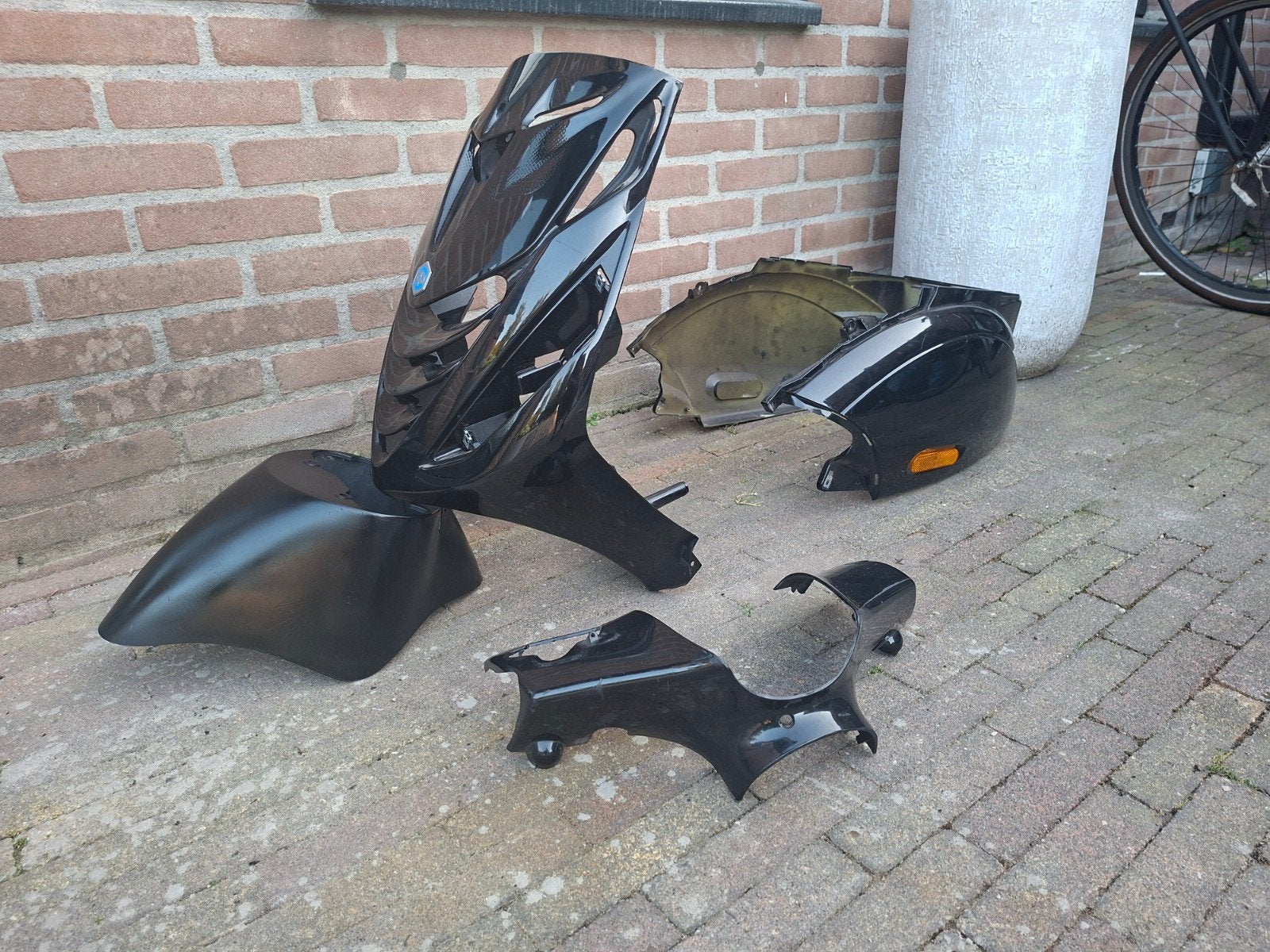 piaggio zip kappen zwart, Ophalen