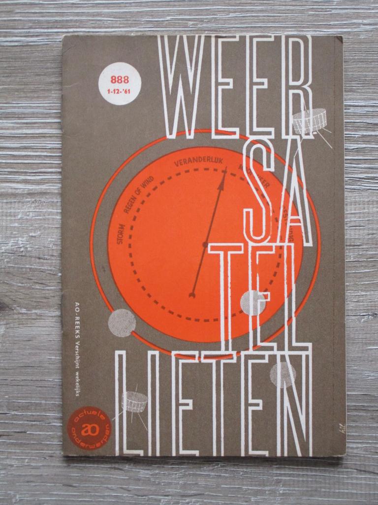 AO 888 Weersatellieten, Ophalen of Verzenden, Gelezen, Europa