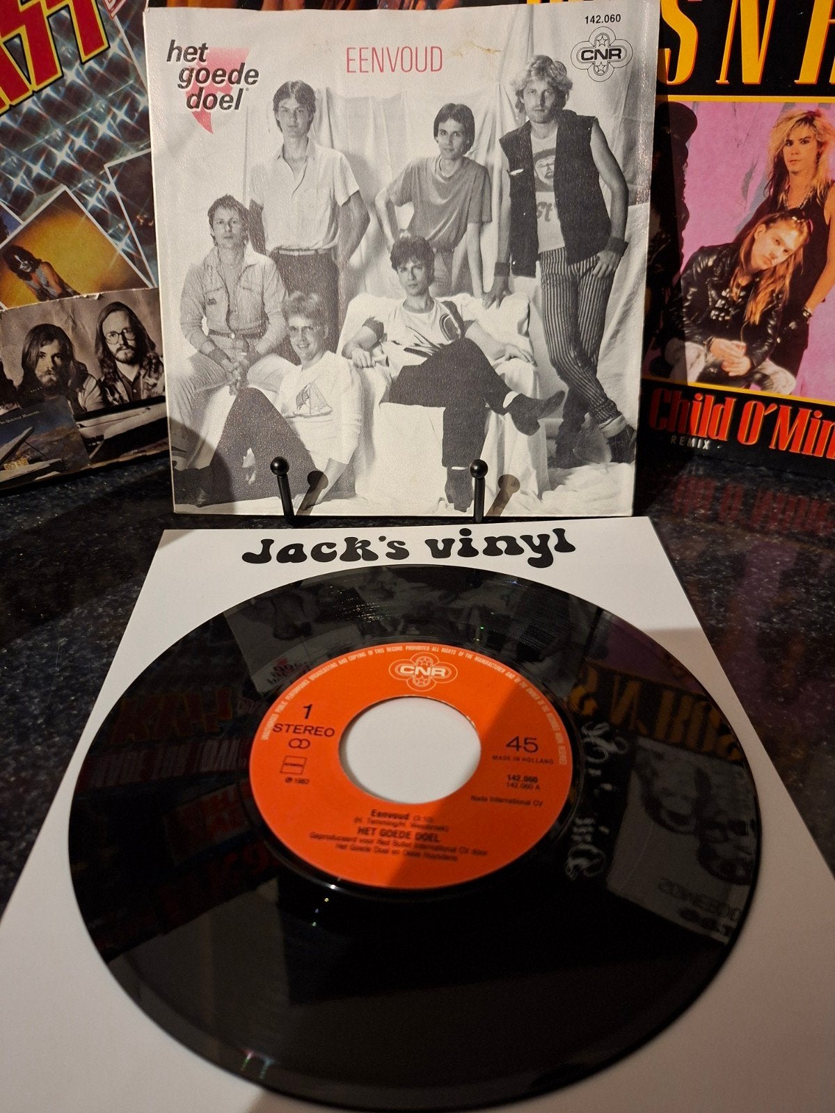 Het Goede Doel - Eenvoud (Vinyl Single 45 toeren)1983, Cd's en Dvd's, 7 inch, Ophalen of Verzenden, Zo goed als nieuw, Pop