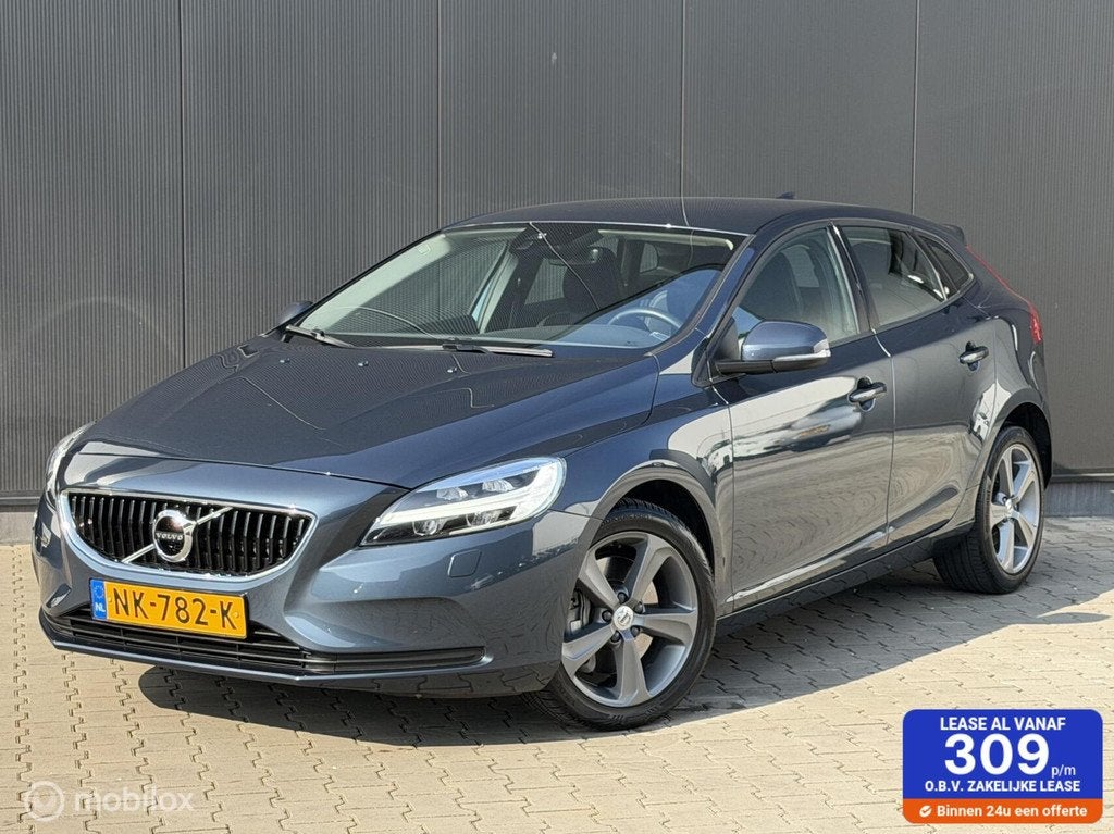 Volvo V40 1.5 T3 Nordic+ | CRUISE | TREKHAAK | AUTOMAAT|, Auto's, Volvo, Stof, 4 cilinders, 700 kg, Blauw