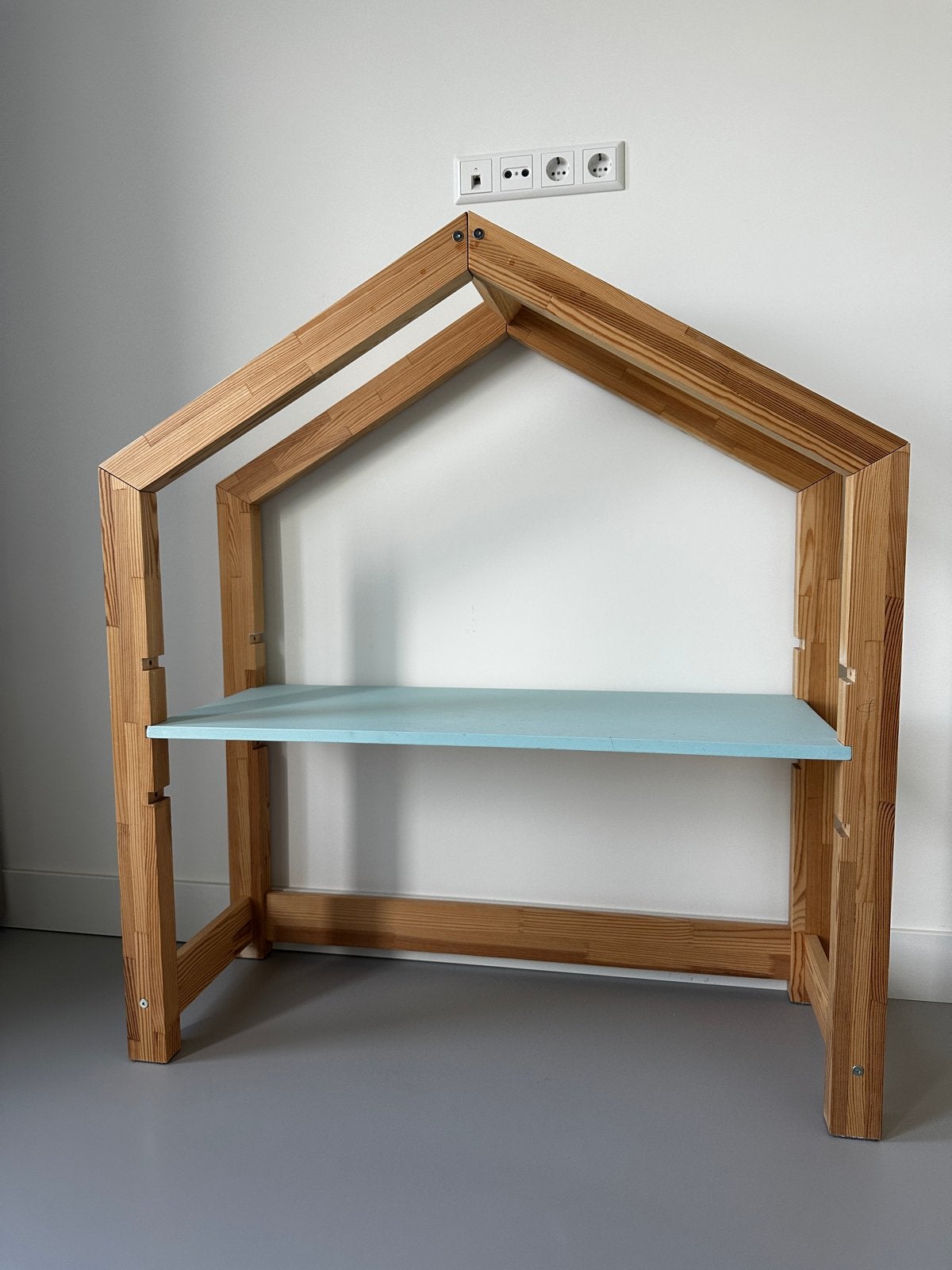 Houten kinderbureau, Ophalen, Gebruikt, 110 cm, Kinderbureau
