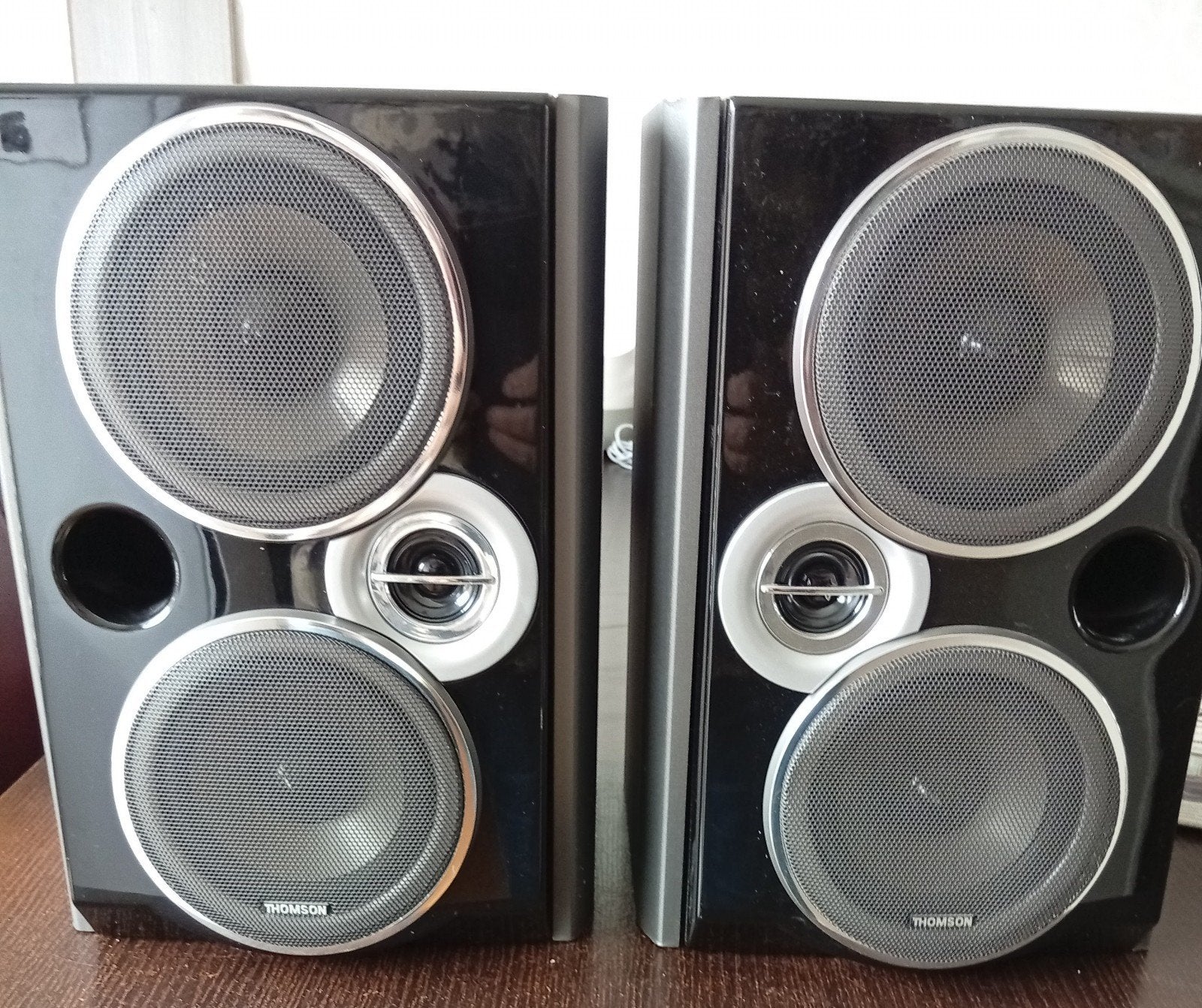 Thomson CS550 Speakers - 200W Muziekvermogen, Stereo speakers, Gebruikt, Geschikt voor surround/home cinema, Ophalen