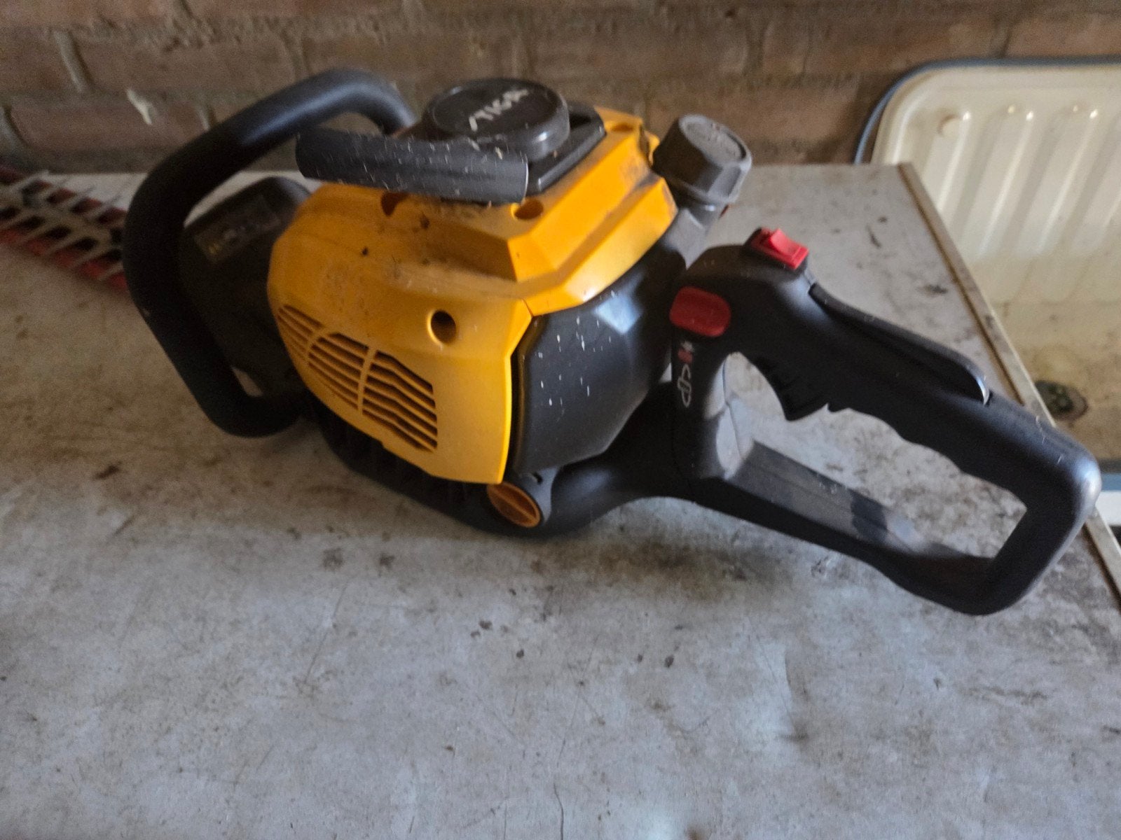 Stiga SHP 60 Heggenschaar - Benzine, Tuin en Terras, Ophalen, Gebruikt, Benzine, Stiga