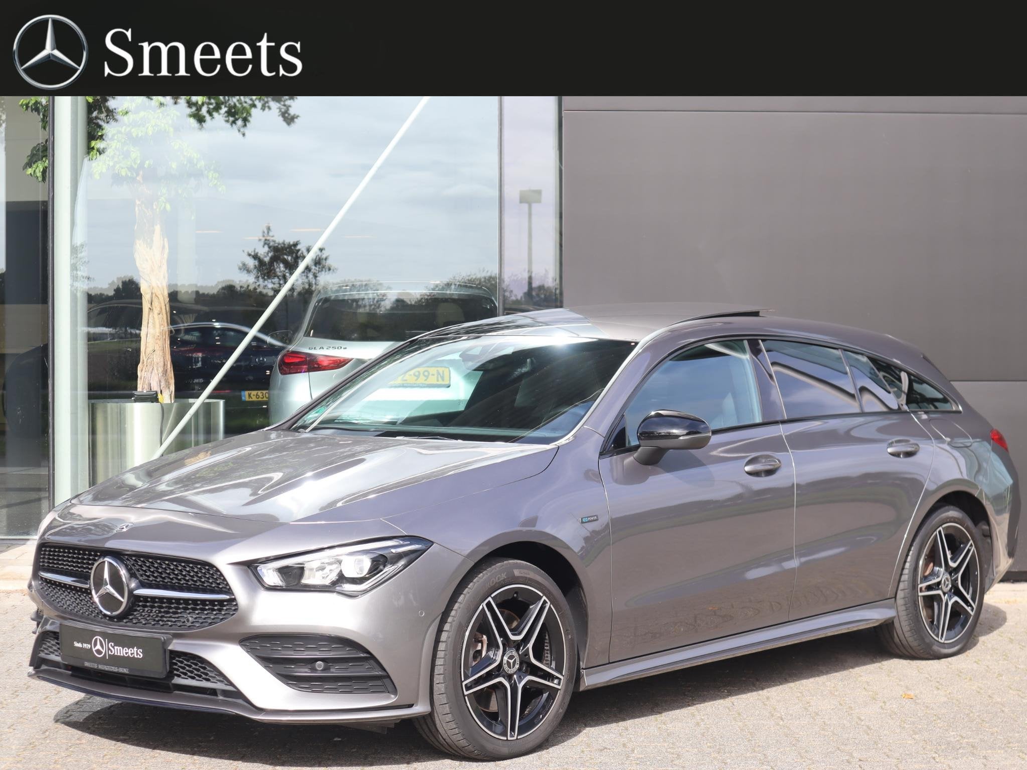 Mercedes-Benz CLA-klasse Shooting Brake 250 e Premium l Pano, Auto's, Stof, Gebruikt, 4 cilinders, Hybride Elektrisch/Benzine