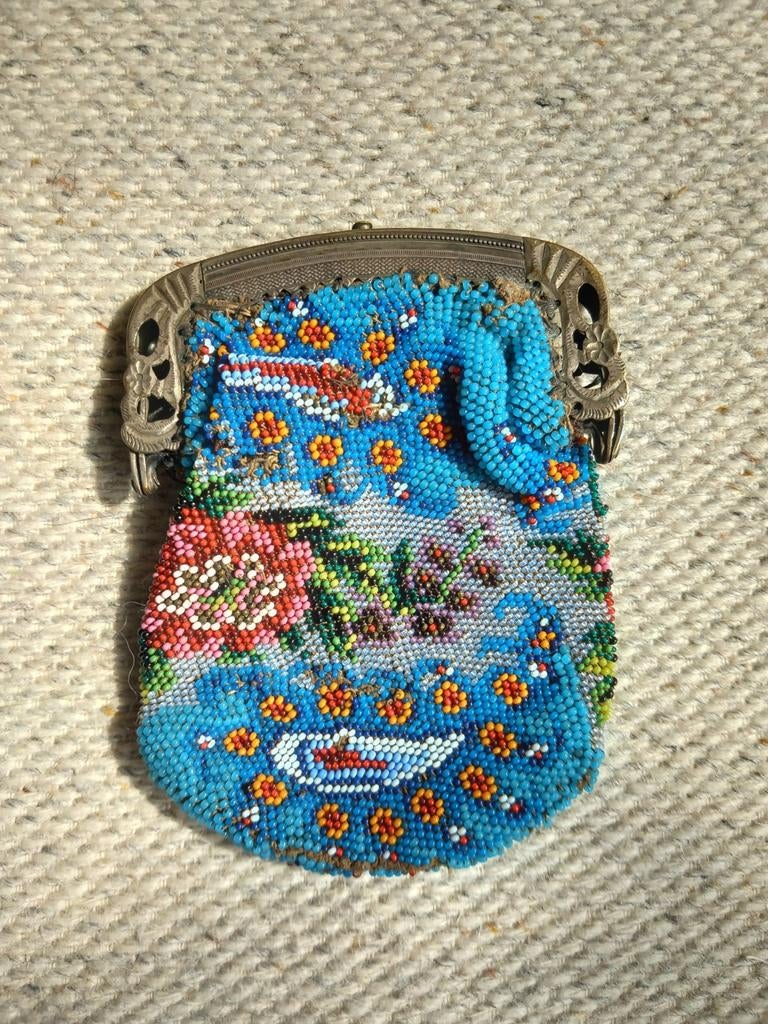 Antiek kraaltjes beursje met borduurwerk, Antiek en Kunst, Ophalen of Verzenden