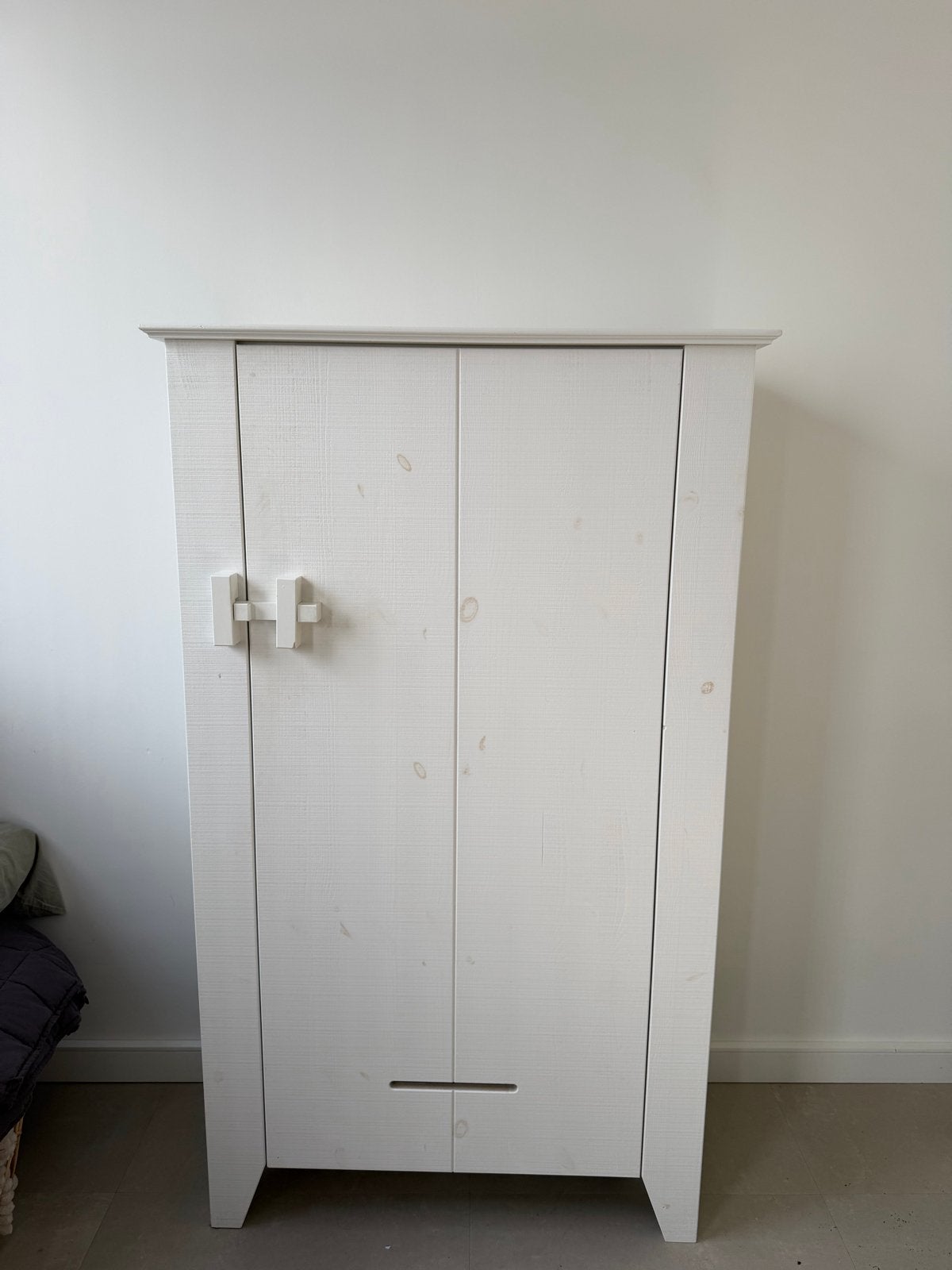 Witte Opbergkast 142x85x38 cm - WOOOD, Ophalen, Gebruikt