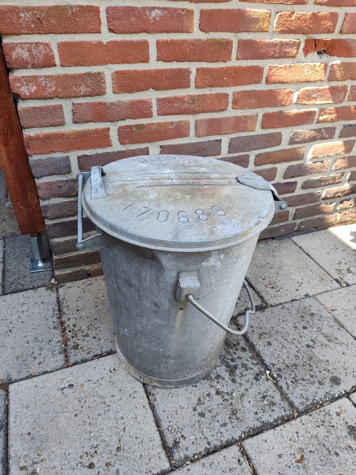 Prachtige Vintage zinken afvalbak uit Tilburg, Ophalen, Gebruikt
