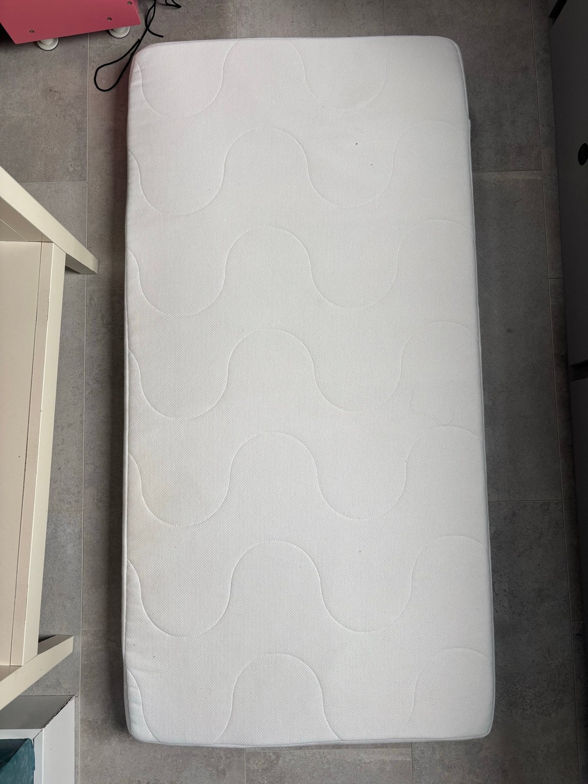 IKEA Krummelur matras 60x120 cm incl. molton en hoeslaken, Ophalen, 190 cm of minder, Zo goed als nieuw, Matras