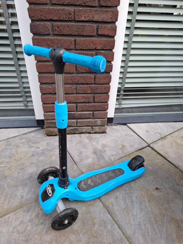 Step met 3 wielen, Fietsen en Brommers, Steps, Ophalen, Gebruikt, Gewone step