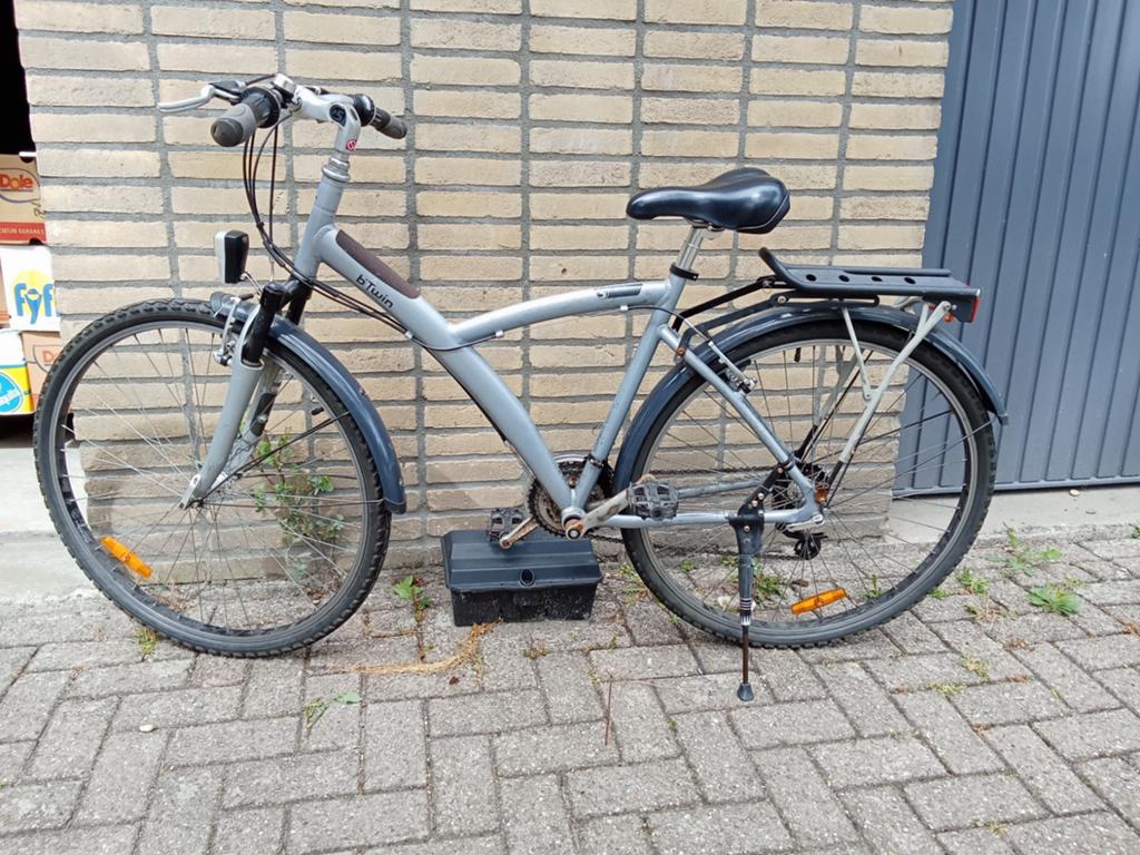 B'Twin Original 520  hybridefiets (VTC) van de Decathlon.De, Fietsen en Brommers, 28 inch, Gebruikt, Vering, Meer dan 20 versnellingen