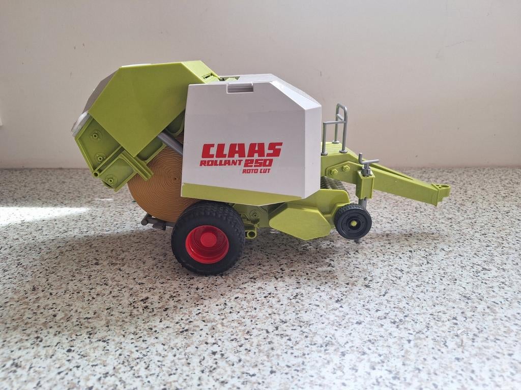 Claas ronde balenpers met 1 ronde baal, Ophalen of Verzenden, Zo goed als nieuw