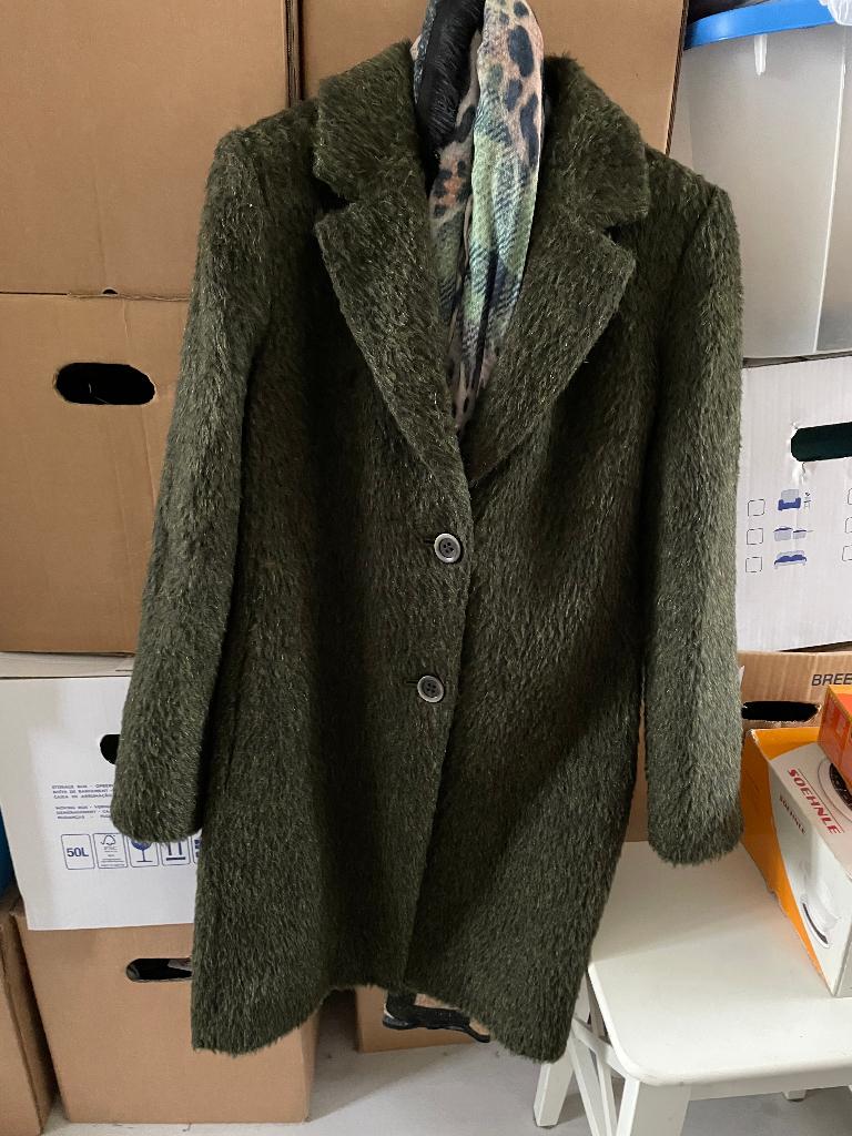 Groene mantel Creenstone maat 42, Kleding | Dames, Jassen | Winter, Creenstone, Maat 42/44 (L), Ophalen of Verzenden, Zo goed als nieuw