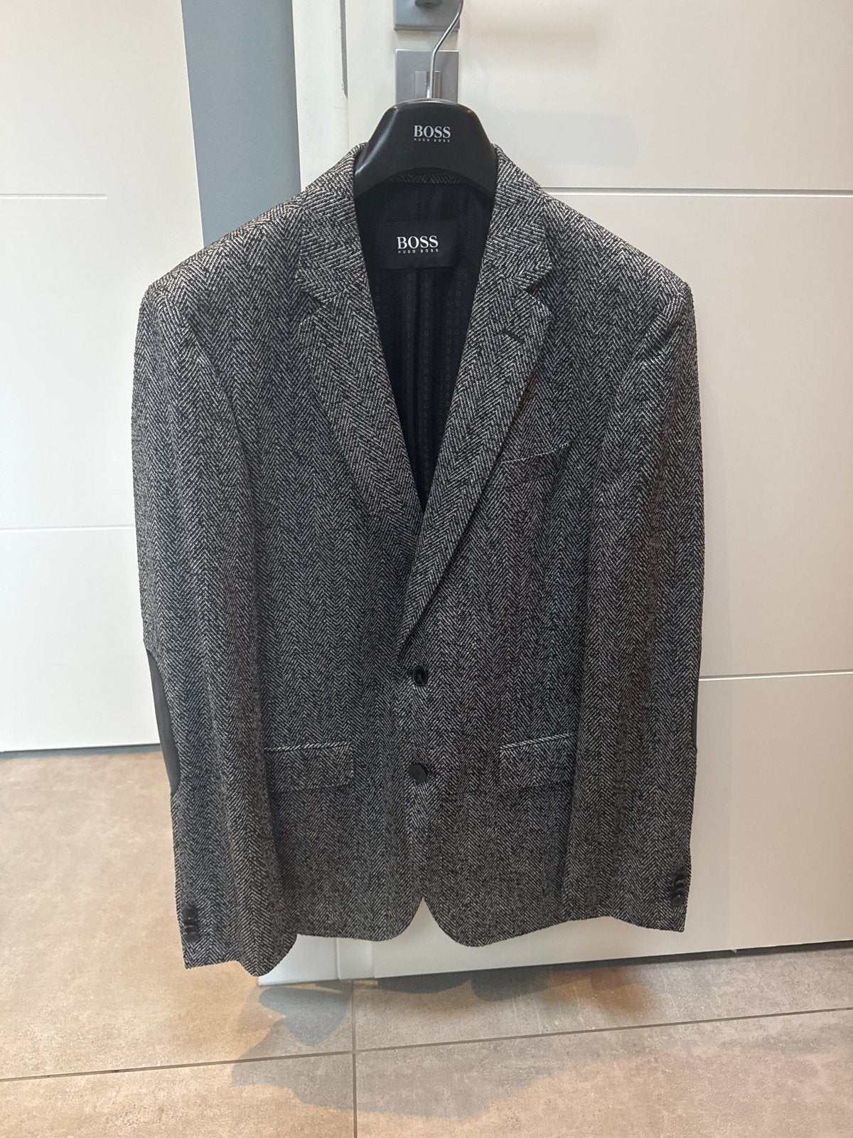 Hugo Boss Slim Fit Jasje - Italiaanse Stof maat 98, Kleding | Heren, Ophalen of Verzenden, Zo goed als nieuw, Maat 56/58 (XL)