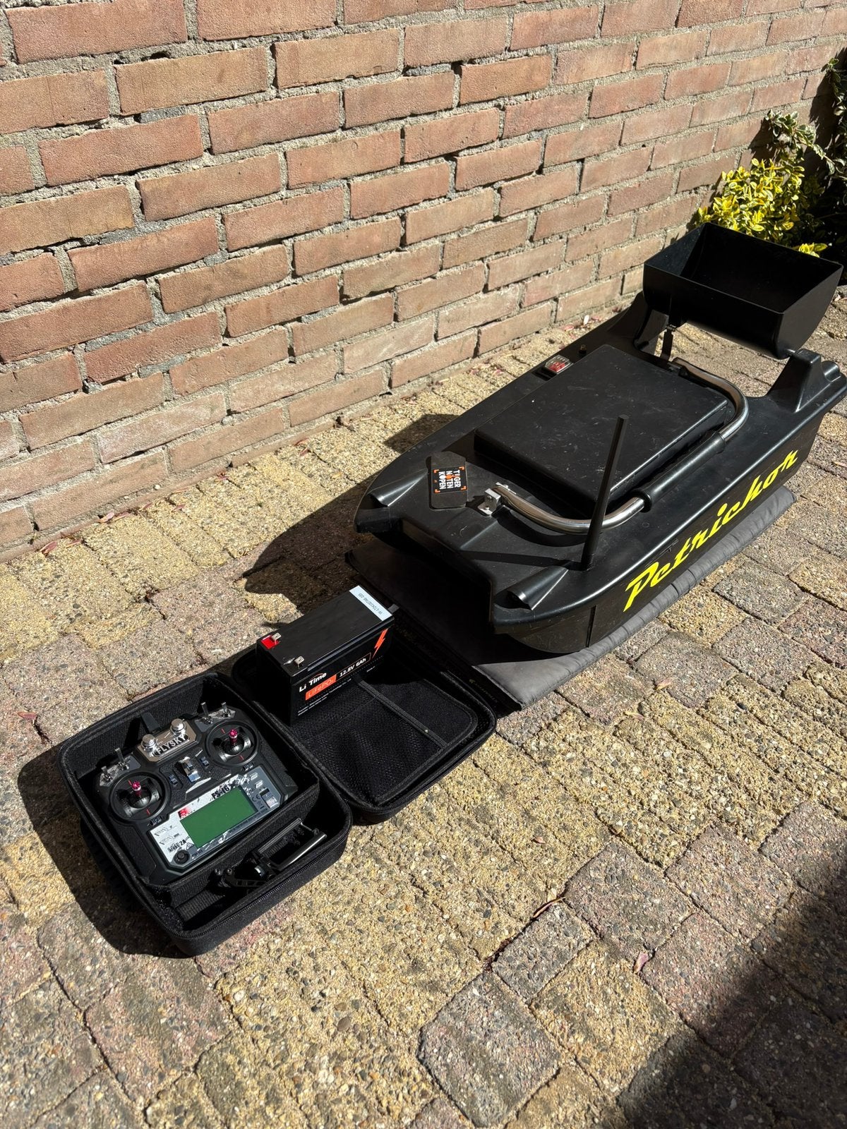Betrouwbare voerboot met Vexilar dieptemeter, Ophalen, Gebruikt, Overige typen