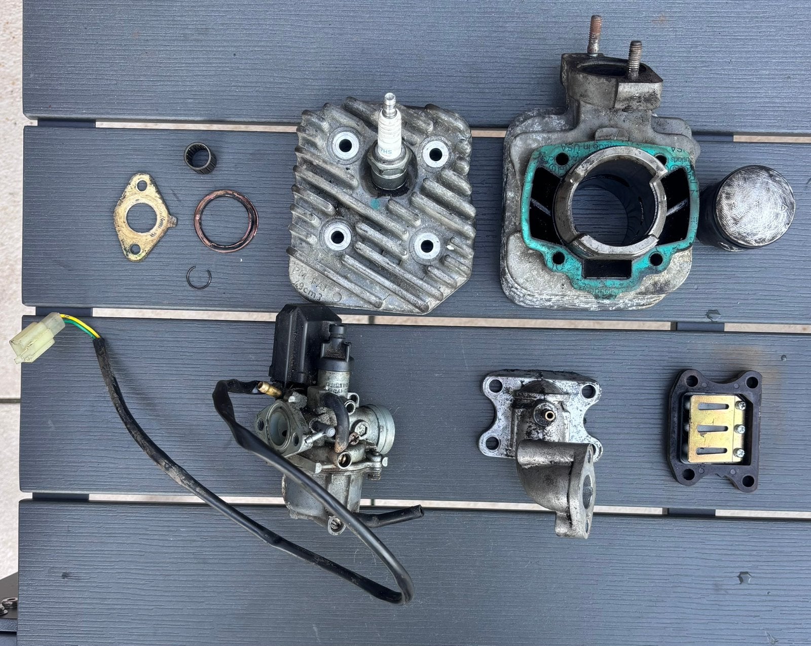 Peugeot verticaal 50cc kit + inlaat, Ophalen of Verzenden