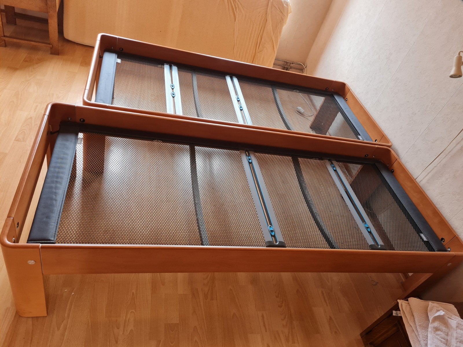 Senioren ledikant 48 cm met spiraal bodems Auping Auronde 80, Onbekend@voorbeeld.com, Eenpersoons, Bruin, Onbekend