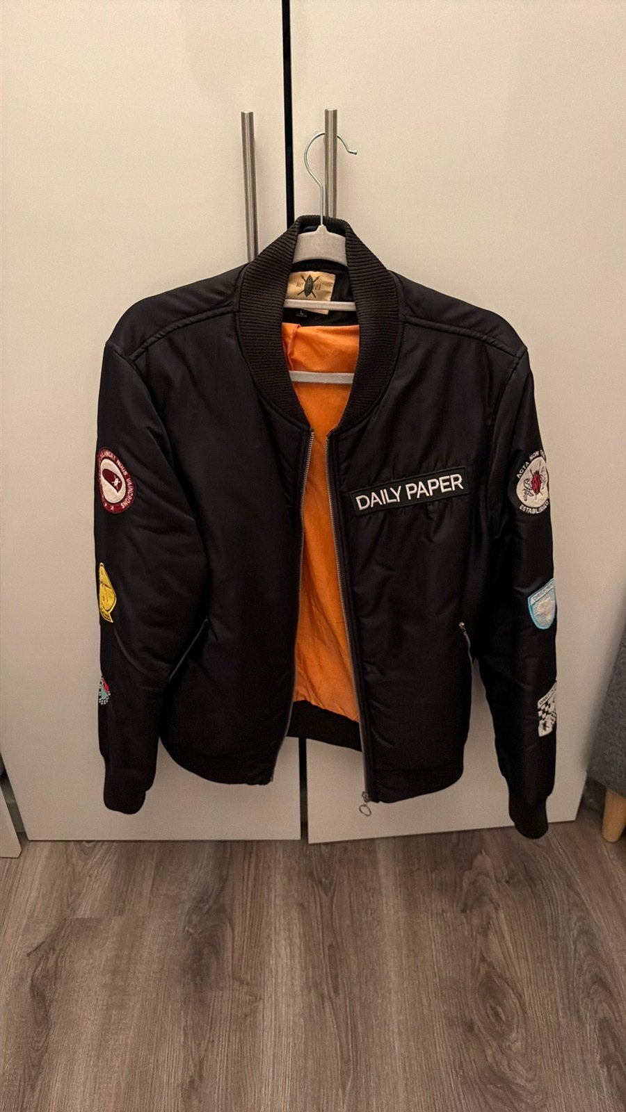 Prachtige zwarte Daily Paper bomberjacket maat L, Verzenden, Gedragen, Maat 52/54 (L), Zwart
