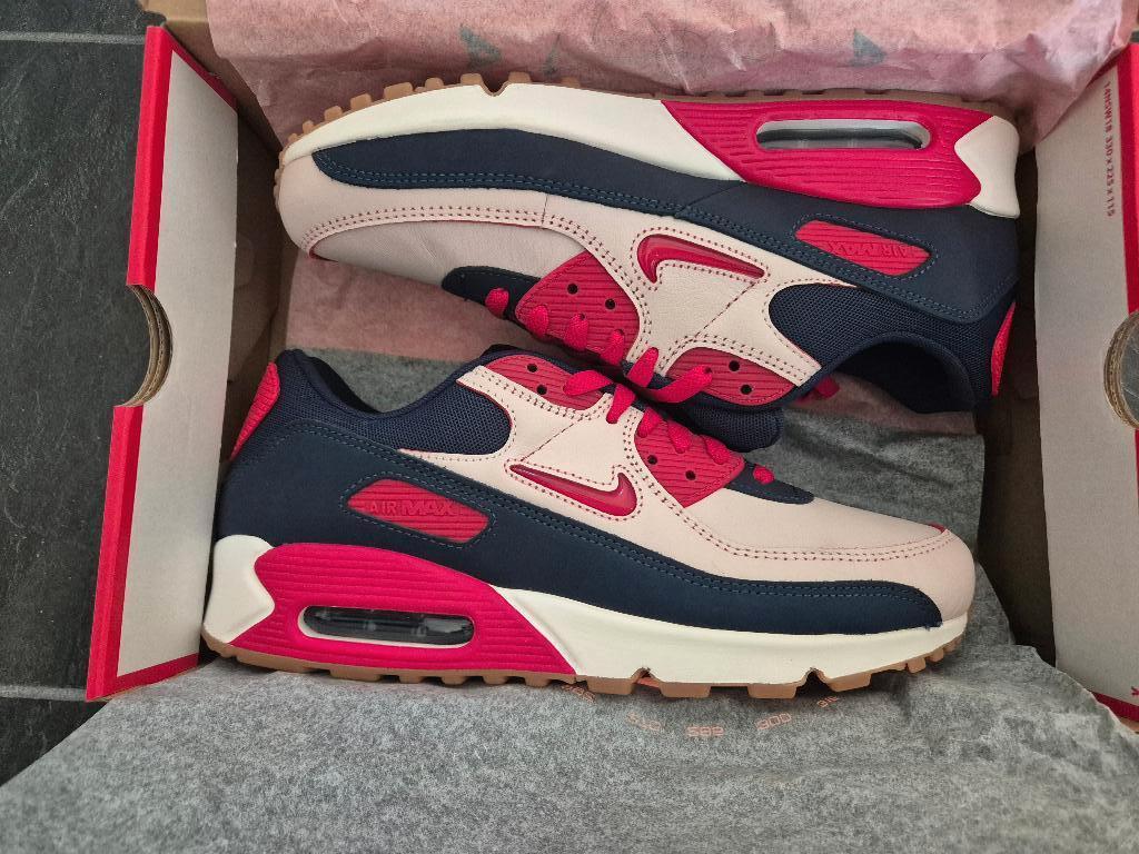 Nike Air Max 90 Home & Away – Blauw/Rood – Maat 44.5 – Nieuw, Ophalen, Nieuw, Overige kleuren
