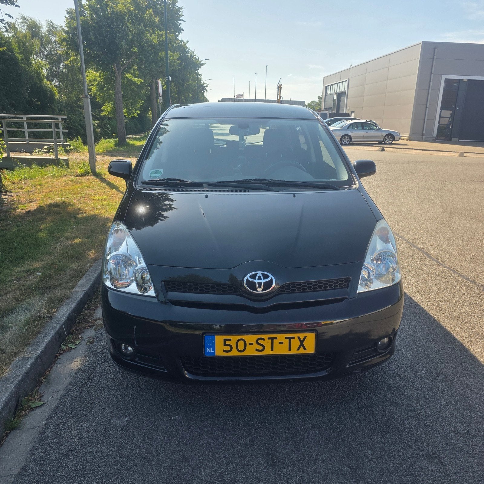 Toyota Corolla Verso 1.8 Vvt-i 7P 2006 Zwart, Euro 5, Zwart, 129 pk, 7 stoelen