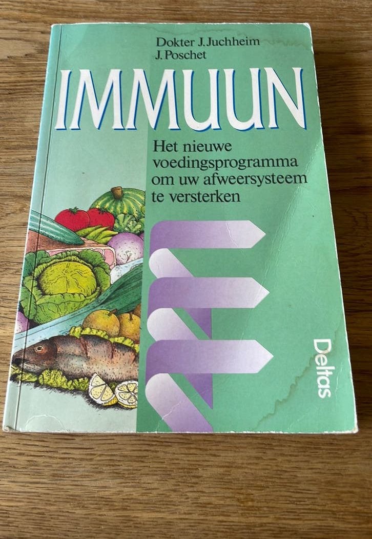 J. Juchheim - Immuun, Ophalen of Verzenden, Gelezen, J. Juchheim; J. Poschet