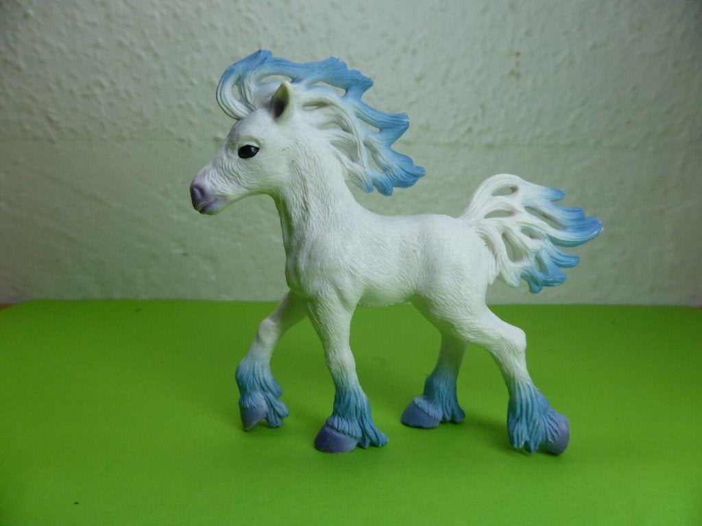 Schleich 82874 ijsveulen Xalimbo, Verzenden, Zo goed als nieuw, Paard, Beeldje of Figuurtje
