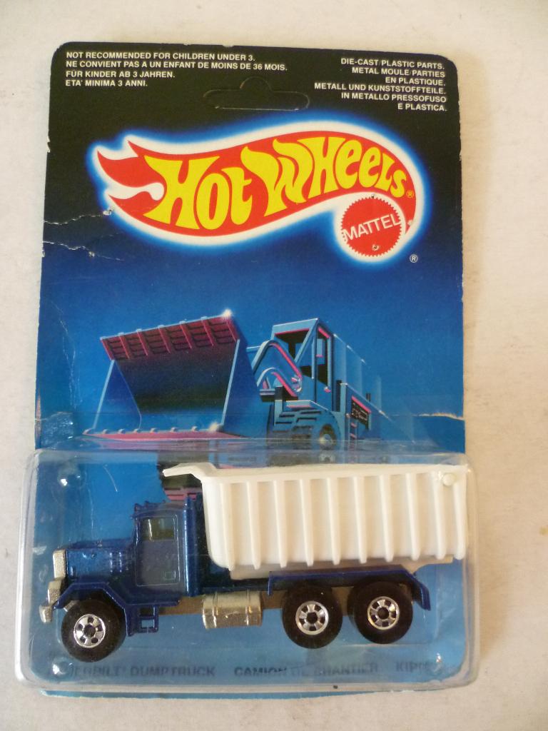 Hot Wheels 9550 1986 Peterbilt Dumptruck in blister auto, Ophalen of Verzenden, Nieuw, Bus of Vrachtwagen