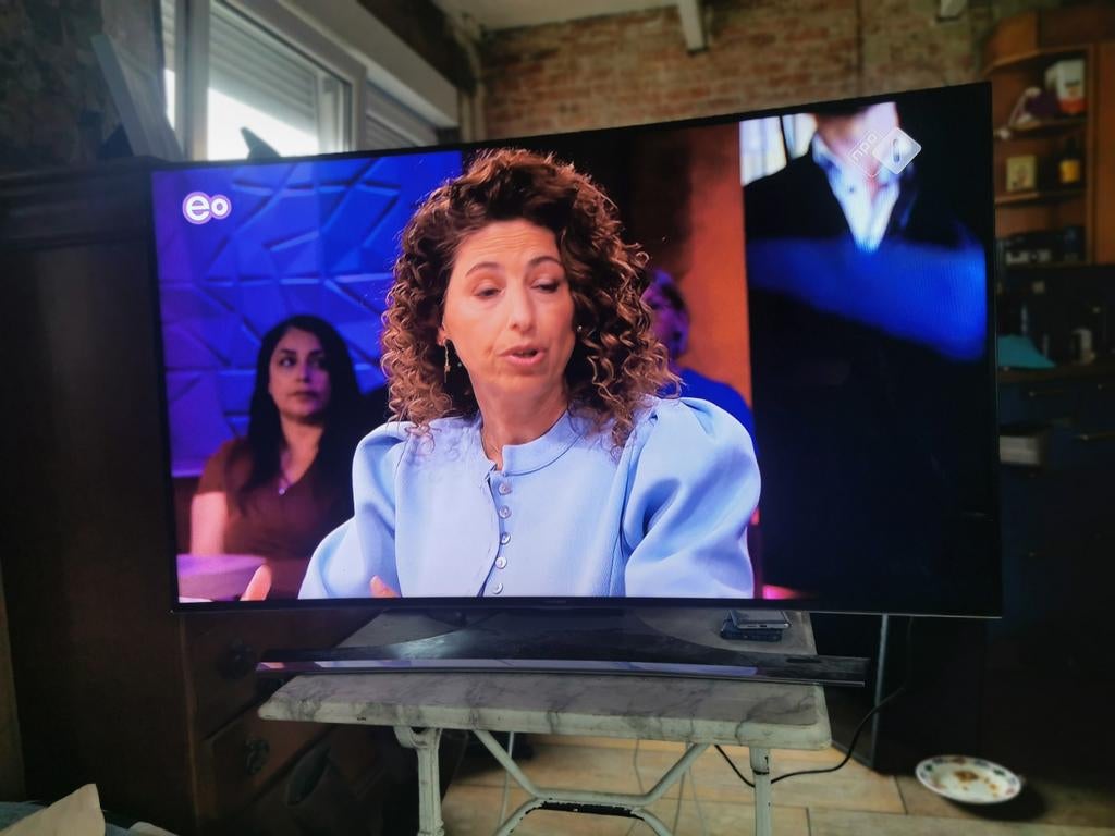 Samsung 4K UHD Smart TV 49 inch - curved. Zo goed als nieuw, Ophalen, LED, 50 Hz, Zo goed als nieuw
