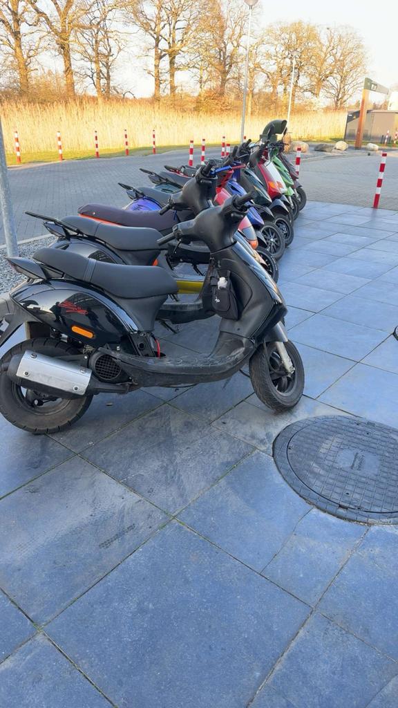 Zip 172cc snor met wok tekoop/teruil, Fietsen en Brommers, Snorfietsen en Snorscooters, Ophalen, Gebruikt, Tweetakt, Piaggio
