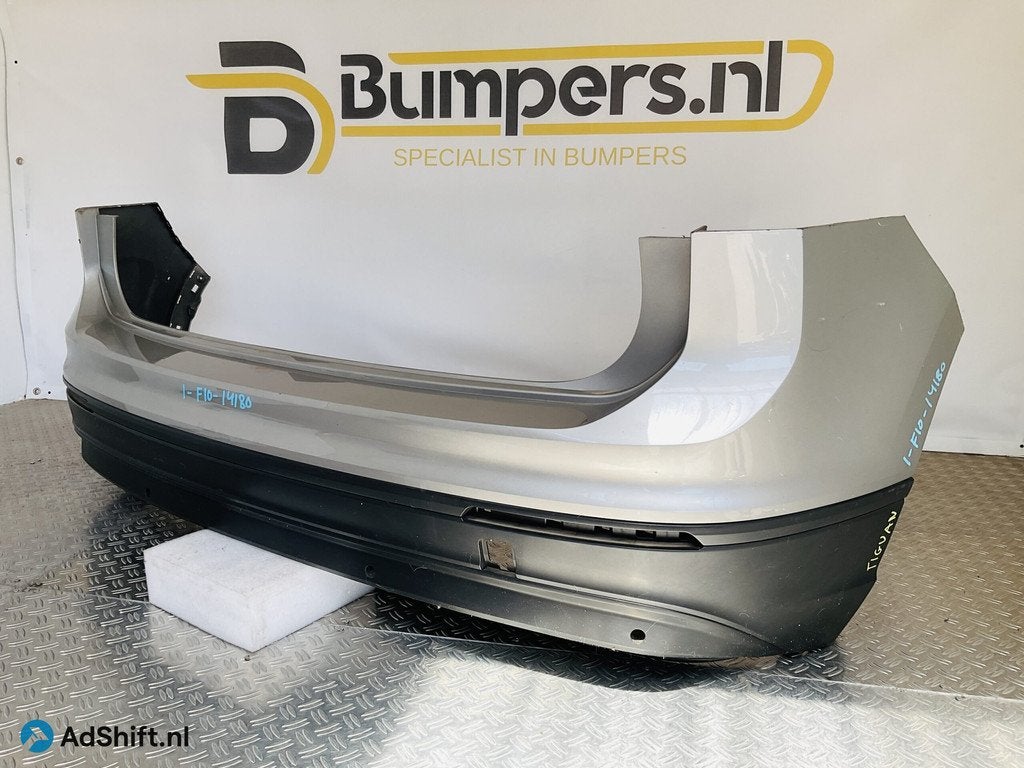 Bumper Volkswagen Tiguan 5NA 21-24 5NA807417 Achterbumper F1, Auto-onderdelen, Carrosserie en Plaatwerk, Bumper