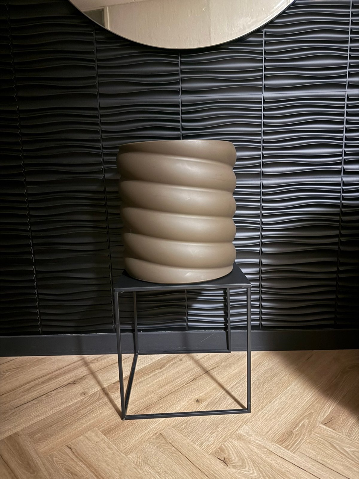 Elho Swirl 37 - Bloempot - Plantenpot - Nieuw, 25 tot 40 cm, Kunststof, Rond, Nieuw