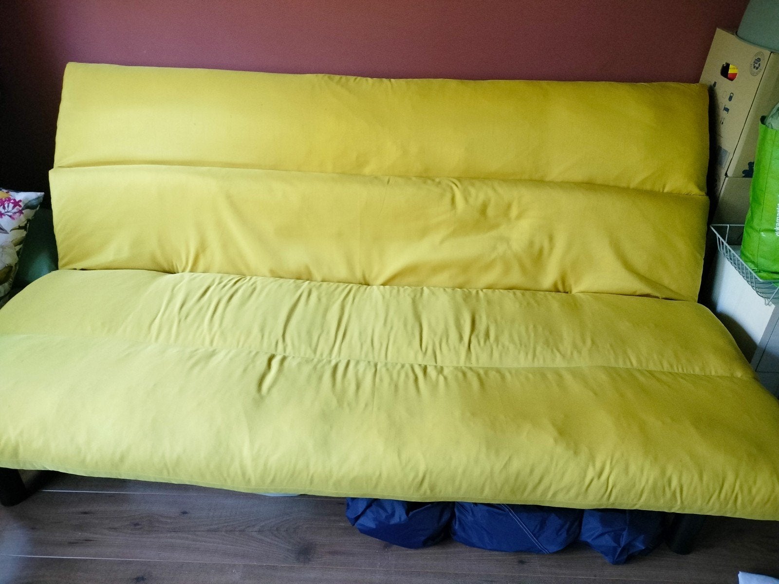 Gele slaapbank/futon - Comfortabel en veelzijdig, Huis en Inrichting, Ophalen, Gebruikt, Tweepersoons, 140 cm