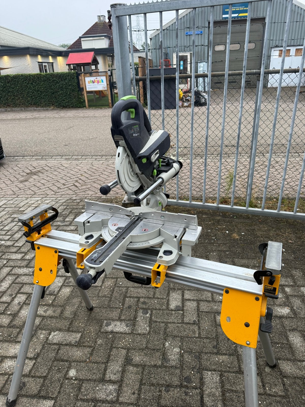 Festool Kapex 60E afkortzaag met DeWalt onderstel, Doe-het-zelf en Verbouw, Gereedschap | Zaagmachines, Gebruikt, 70 mm of meer