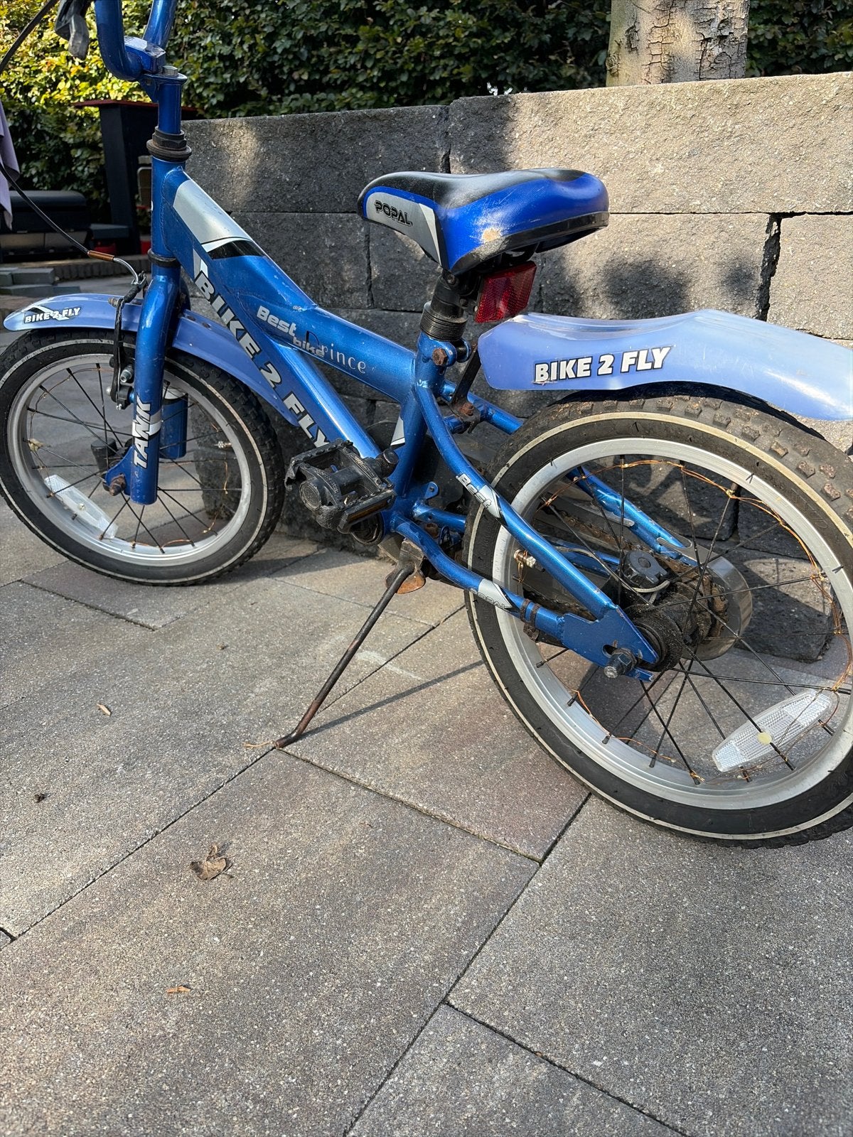 Blauwe kinderfiets - Bike 2 Fly - 16 inch, Ophalen of Verzenden, Gebruikt, Terugtraprem, Minder dan 16 inch