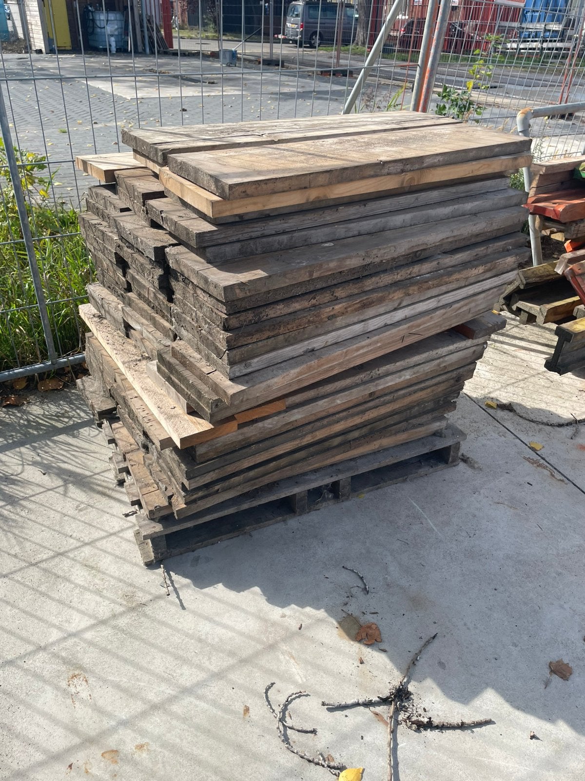 Pallet met brandhout/ haardhout, Minder dan 3 m³, Ophalen