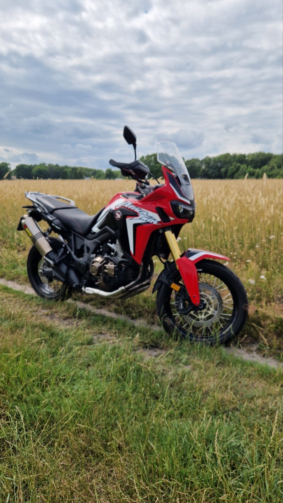 Honda crf1000 DCT Africatwin 2016  Akrapovic, 2 cilinders, Occasion, Motorrijbewijs A, Toermotor