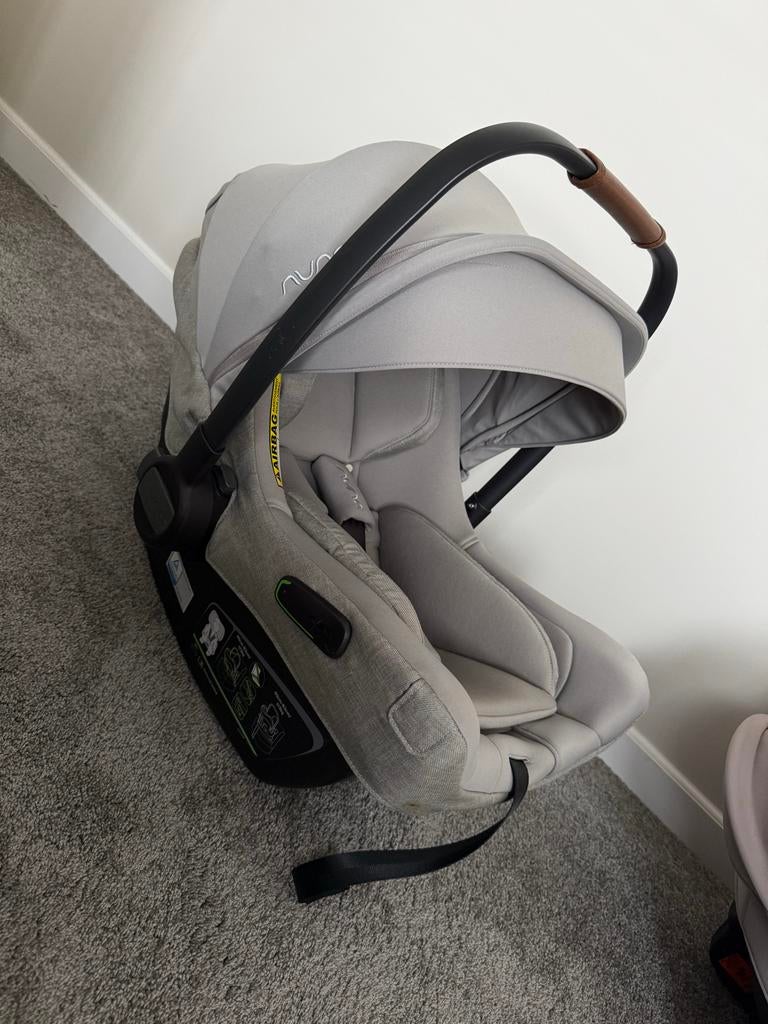 Nuna Pipa Next autostoel - Isofix & Gordel, Autogordel of Isofix, Zijbescherming, Zo goed als nieuw, 0 t/m 13 kg