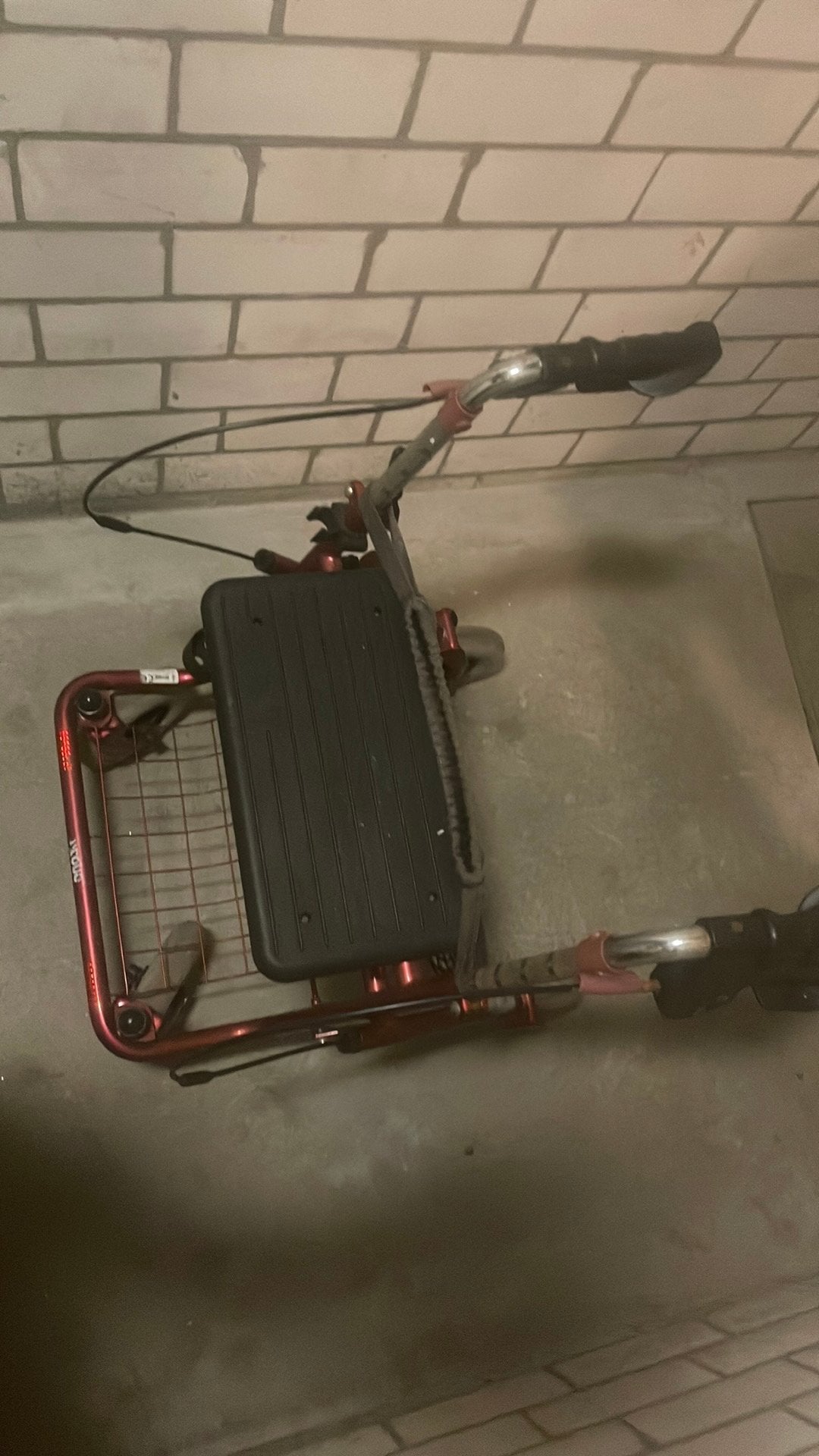Rollator, Motoren, Ophalen