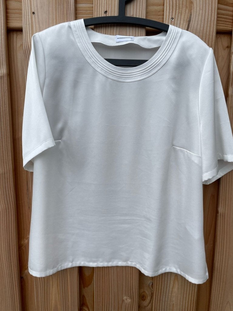 Mooie glanzende witte top van Sommermann, maat 48, Kleding | Dames, Grote Maten, Wit, Shirt of Top, Zo goed als nieuw, Verzenden