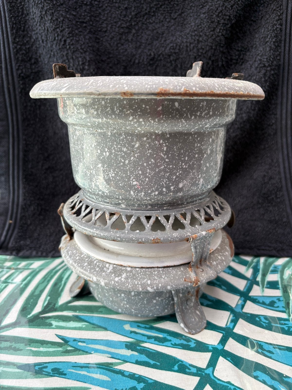 Vintage geëmailleerde petroleum stelletje - grijs gespikkeld, Antiek en Kunst, Ophalen of Verzenden