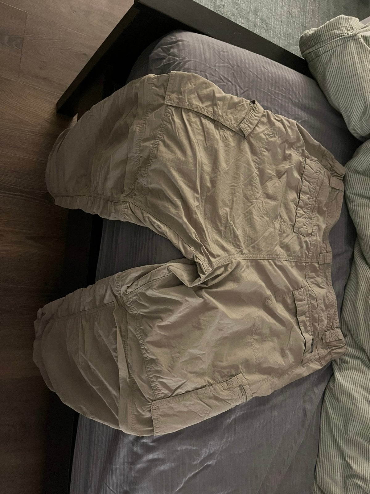 columbia pants, Ophalen, Gedragen, Beige