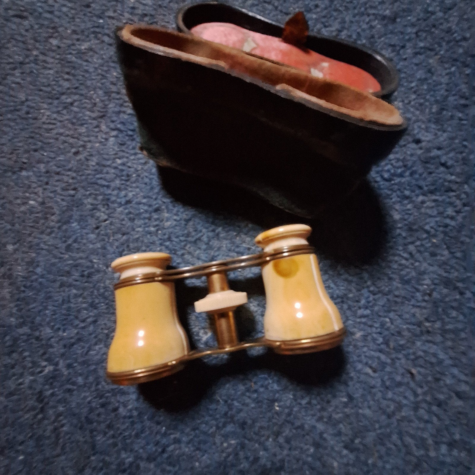 Antieke Opera Verrekijker met Hoesje, Audio, Tv en Foto, Optische apparatuur | Verrekijkers, Gebruikt, Minder dan 8x, Overige typen