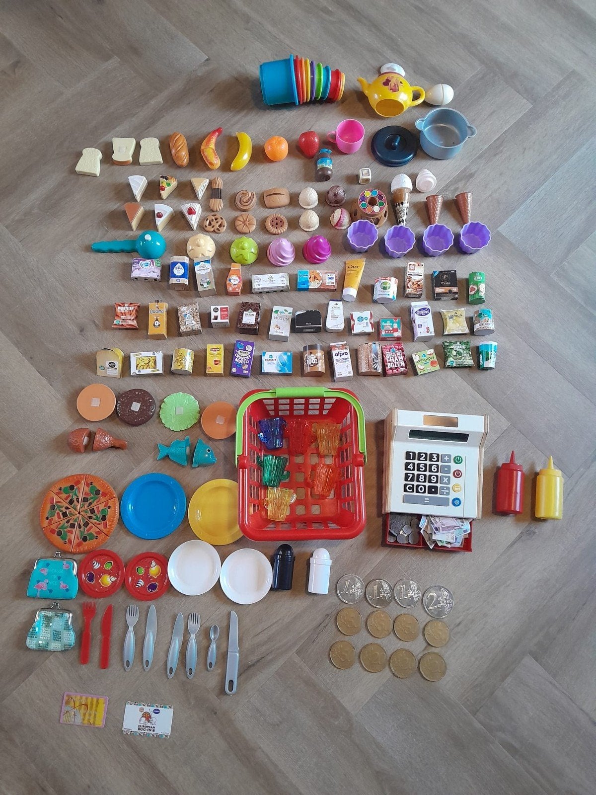 Grote set speelgoed voor winkeltje spelen, Ophalen