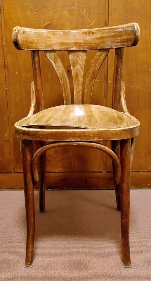 Vintage Bistro Chair (needs repair), Ophalen, Gebruikt, Bruin, Eén
